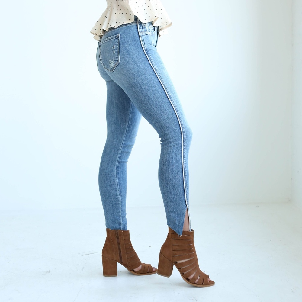 Hidden Amelia Skinny Jeans
